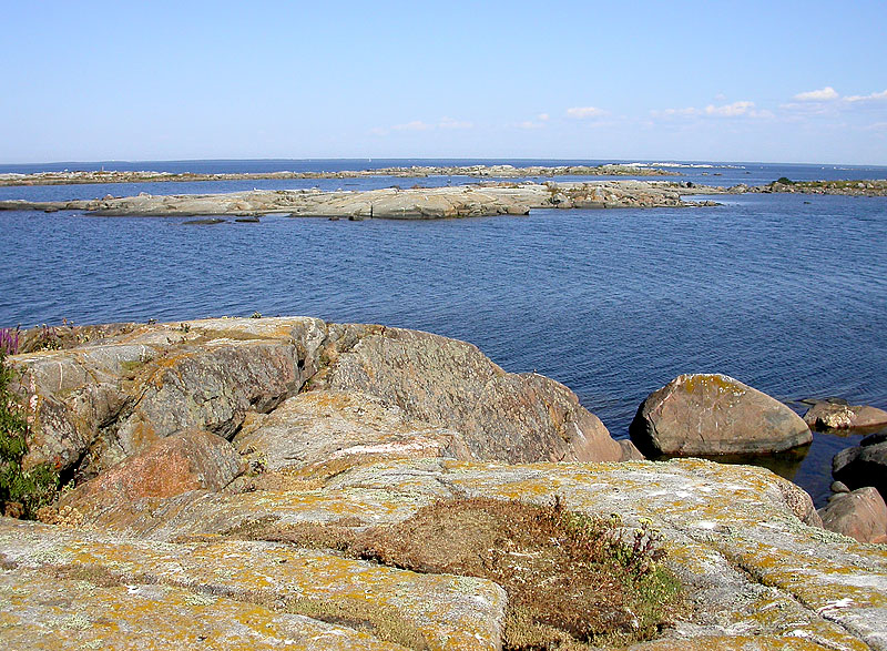 Turvaskalliolta kolliseen Turvaskalliolta kolliseen