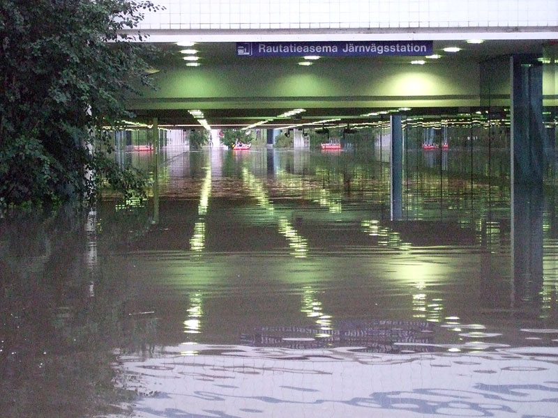 Rautatieaseman porttaalitunneli