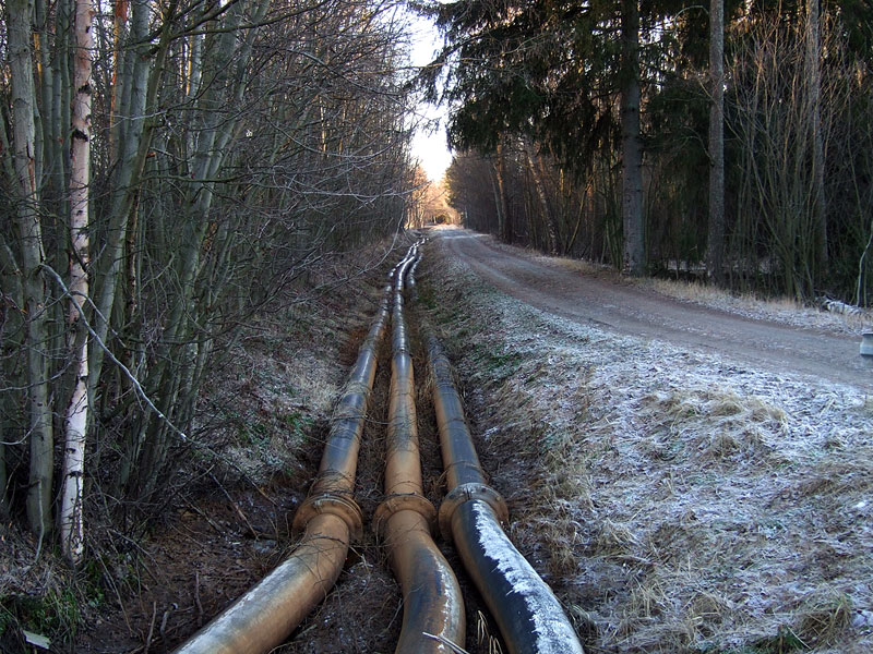 J&auml;tevesiputket