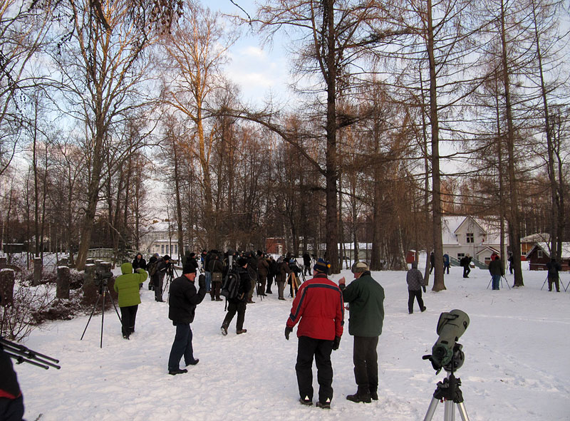 Hoitopaikka ja porukkaa Hoitopaikka ja porukkaa