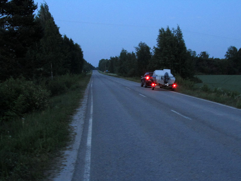 Buster ja Toyota tiellä Buster ja Toyota tiellä