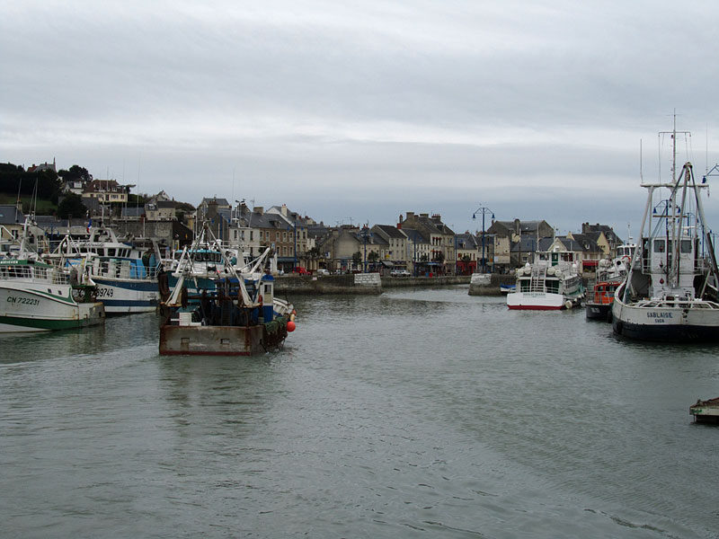 aamu, Port-en-Bessin-Huppain