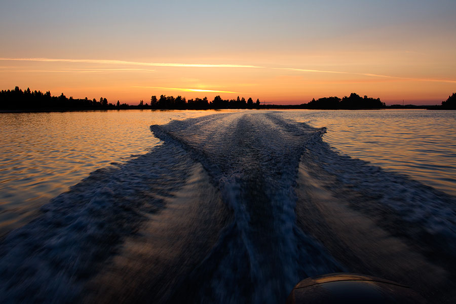Aamun pl�k� ja auringonkajo