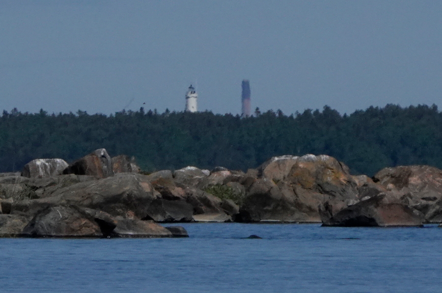 Majakka ja savupiippu