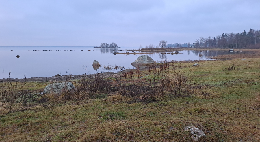Hevoskarista itään